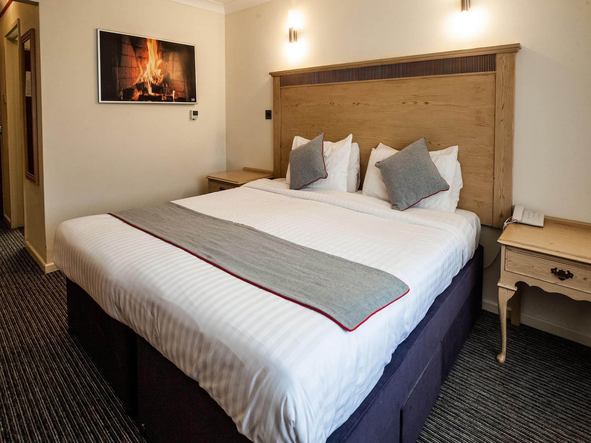 Oyo Osterley Park Hotel Isleworth Bagian luar foto