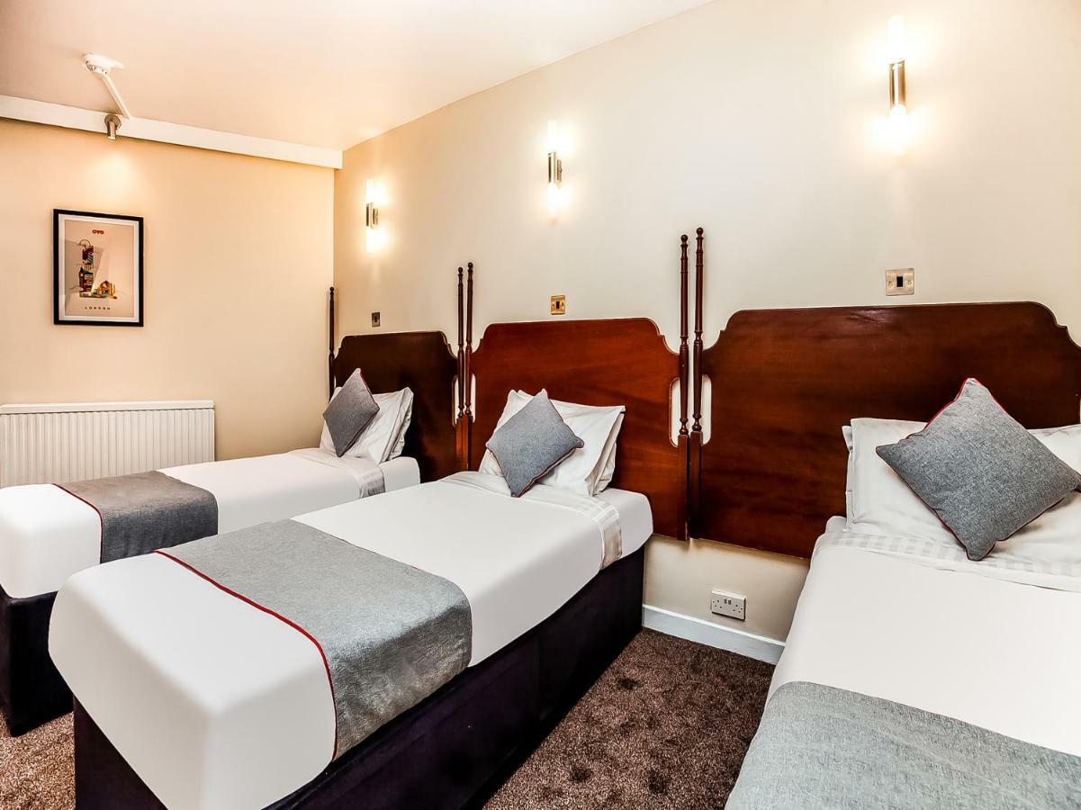 Oyo Osterley Park Hotel Isleworth Bagian luar foto